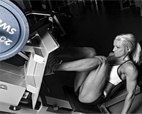 Female angled leg press